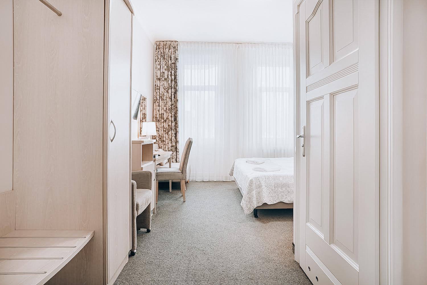 Hotel Amalia Kudowa-Zdrój Exterior foto